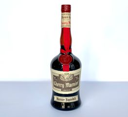CHERRY MARNIER - LAPOSTOLLE Liqueur 0.70L - Vintage 1991 - Λικέρ Φιάλη Σφραγισμένη Συλλεκτική