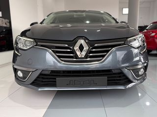 Renault Megane 2018 BOSE EDITION-thumb-3