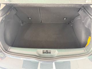 Renault Megane 2018 BOSE EDITION-thumb-12