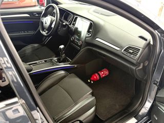 Renault Megane 2018 BOSE EDITION-thumb-32