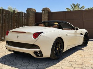 Ferrari California 2012 CERAMIC BRAKES-thumb-3