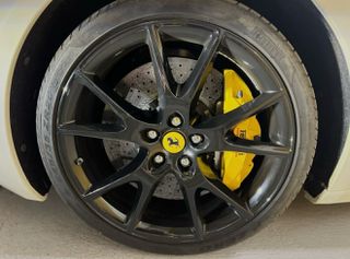 Ferrari California 2012 CERAMIC BRAKES-thumb-5