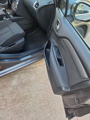 Citroen C4 2015 1.2 e-THP Selection-thumb-14