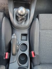 Citroen C4 2015 1.2 e-THP Selection-thumb-27