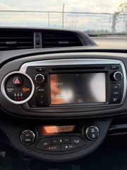 Toyota Yaris 2013-thumb-9