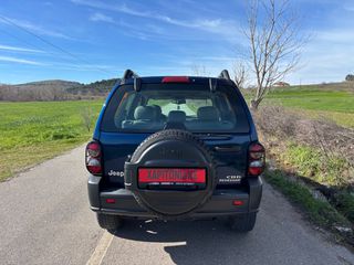 Jeep Cherokee 2006 2.8CRD RENEGADE-thumb-3