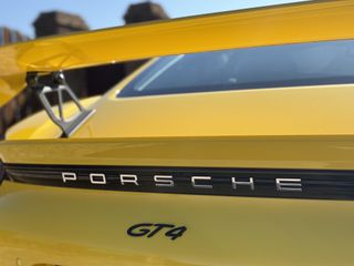 Porsche Cayman 2021 GT4 - CLUBSPORT - PDK - RACING YELLOW - SPORT CHRONO PACKAGE-thumb-12