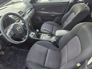 Mazda 3 2008-thumb-13