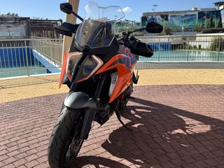KTM 1290 Super Duke GT 2024-thumb-1