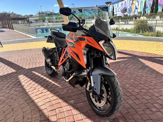 KTM 1290 Super Duke GT 2024-thumb-4