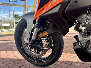 KTM 1290 Super Duke GT 2024-thumb-13