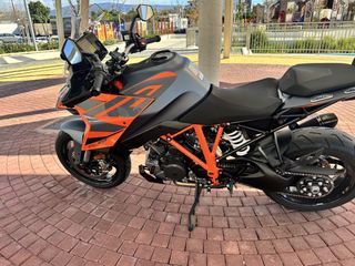 KTM 1290 Super Duke GT 2024-thumb-14