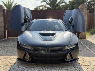 Bmw i8 2015 "Dark Knight Edition"-thumb-2