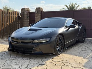 Bmw i8 2015 "Dark Knight Edition"-thumb-3