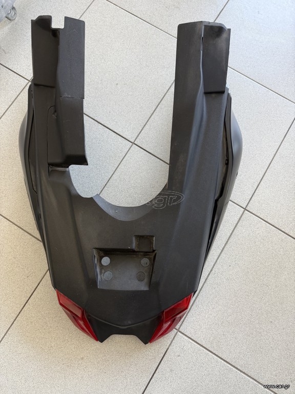 Yamaha T-MAX 530 (17-19) - Γνήσια Ουρά & Πίσω Φανάρι
