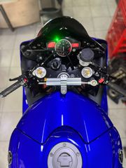 Yamaha YZF-R6 2009-thumb-7