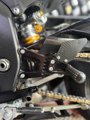 Yamaha YZF-R6 2009-thumb-13