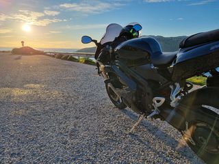 Triumph Daytona 955i 2006-thumb-3