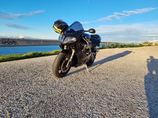 Triumph Daytona 955i 2006-thumb-10