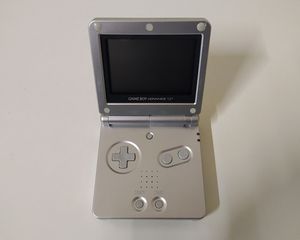 Nintendo Gameboy Advance SP Platinum Silver-thumb-2