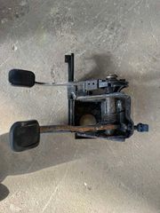 ΠΕΤΑΛ ΣΥΜΠΛΈΚΤΗ ΚΑΙ ΦΡΈΝΟΥ FORD TRANSIT 95-00
