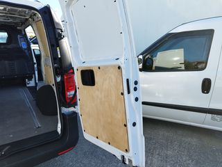 Κλούβα Mercedes-Benz 2019 vito 116 long-thumb-8