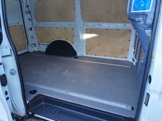 Κλούβα Mercedes-Benz 2019 vito 116 long-thumb-33