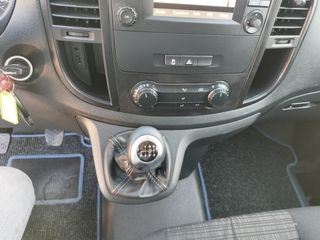 Κλούβα Mercedes-Benz 2019 vito 116 long-thumb-16