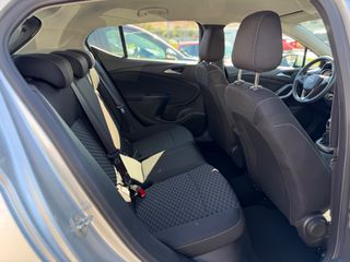 Opel Astra 2018 1.6 CDTI  136HP DYNAMIC-thumb-9