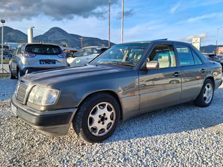 Mercedes-Benz E 200 1990 W124-AVANTGARDE-PANORAMA-thumb-1