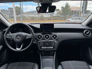 Mercedes-Benz A 180 2017 Diesel 1.5lt 109hp AUTO Α. Ισμαήλος Α.Ε.-thumb-9
