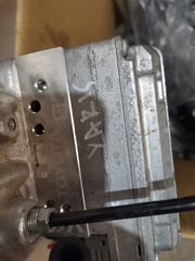 ΜΟΝΑΔΑ ABS TOYOTA YARIS HYBRIB 17- 47210-52480-thumb-3