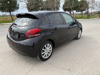 Peugeot 208 2016 Style 1.6 bluehdi-thumb-18
