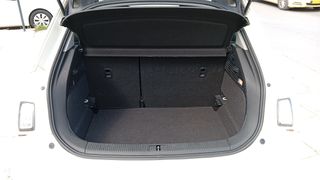 Audi A1 2014 1.6 TDI AMBITION !!!-thumb-36