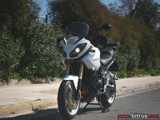 Triumph Tiger 1050 2011 3 ΒΑΛΙΤΣΕΣ ΛΙΓΑ ΧΛΜ!!! 1ΧΕΡΙ ΙΔΙΩΤΗ ΑΨΟΓΟ-thumb-10