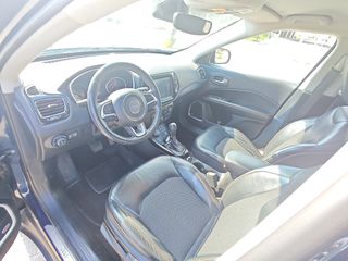 Jeep Compass 2017 4X4 AUTOMATIC-thumb-8