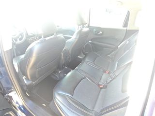 Jeep Compass 2017 4X4 AUTOMATIC-thumb-9