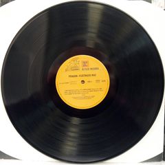 FLEETWOOD MAC - PENGUIN-thumb-5