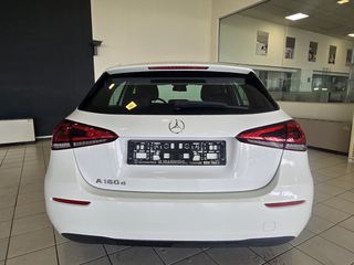 Mercedes-Benz A 180 2021 STYLE LINE-thumb-4