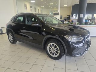 Mercedes-Benz GLA 180 2020 STYLE-thumb-3