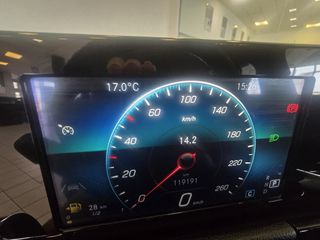 Mercedes-Benz GLA 180 2020 STYLE-thumb-8