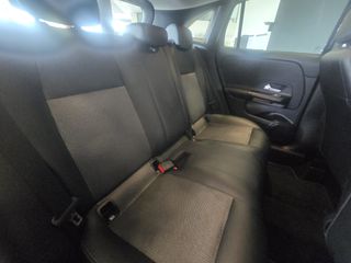 Mercedes-Benz GLA 180 2020 STYLE-thumb-9