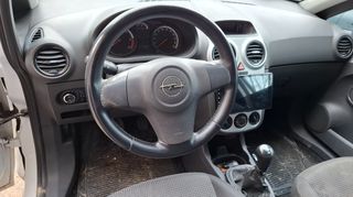 Opel Corsa 2012-thumb-7