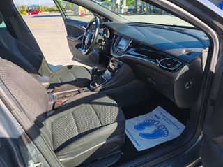 Opel Astra 2016-thumb-12