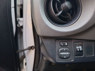 Toyota Yaris 2019 ΖΗΤΕΊΤΑΙ-thumb-24