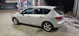 Mazda 3 2003-thumb-2