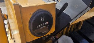 CAT 2005 Daewoo Cat D40S-thumb-17