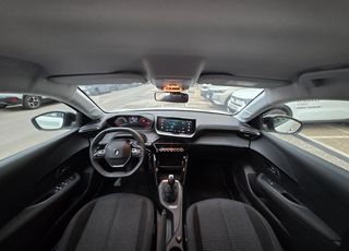 Peugeot 208 2025 1,2 STYLE 100HP-thumb-11