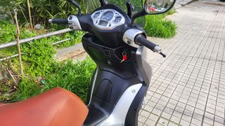 Yamaha X-CITY 250 2009-thumb-8