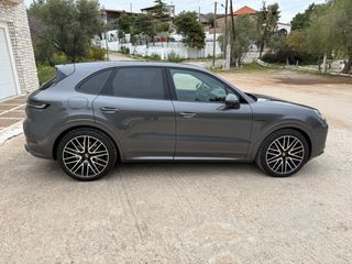 Porsche Cayenne 2024 Porsche Cayenne E-Hybrid (MY24)-thumb-5